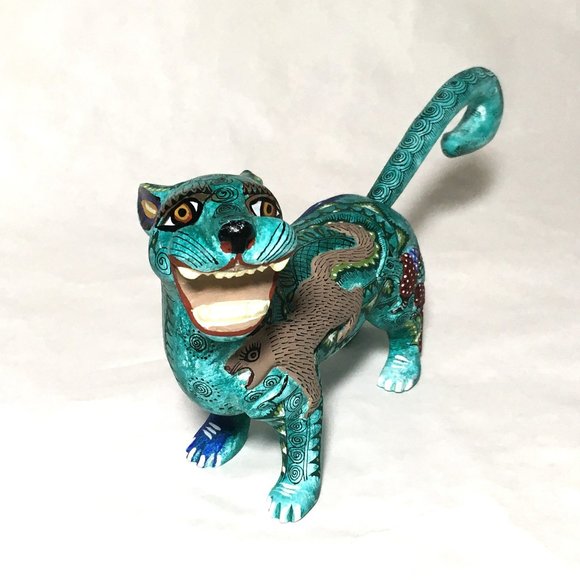 Jaguar Alebrije with Relief Carving of Armadillo and Coyote Included in Design. - Picture 14 of 16